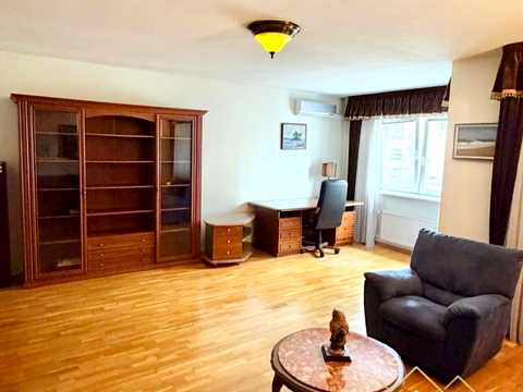 квартира за адресою Василя Тютюнника вул. (Анрі Барбюса), 40