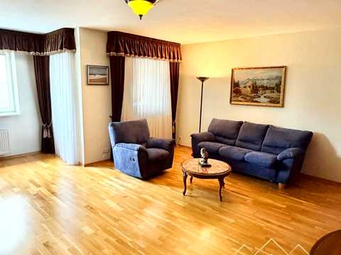 квартира за адресою Василя Тютюнника вул. (Анрі Барбюса), 40