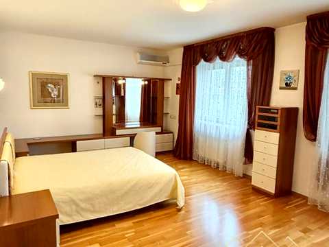 квартира за адресою Василя Тютюнника вул. (Анрі Барбюса), 40