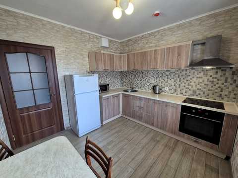 квартира за адресою Софії Русової вул., 3