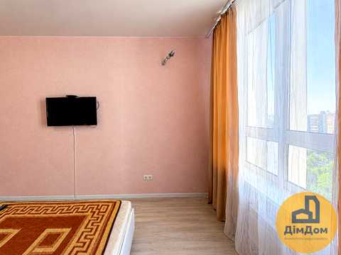 квартира по адресу Драгоманова ул., 10