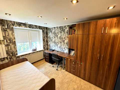 квартира за адресою Дніпро, Червоний камінь вул., 12