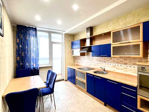квартира за адресою Драгоманова вул., 2