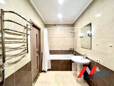 квартира за адресою Драгоманова вул., 2