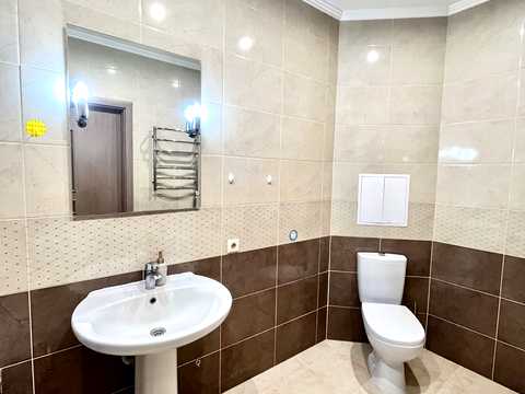 квартира за адресою Драгоманова вул., 2