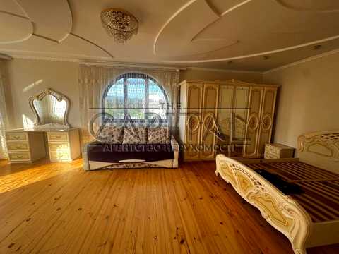 дом по адресу Марийки Пидгирянки ул., 1