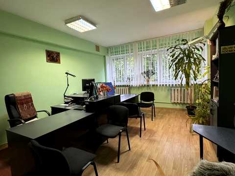 комерційна за адресою Львів, Станція Личаків вул., 1