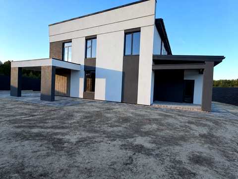 будинок за адресою с. Зарічани, Ольгинська