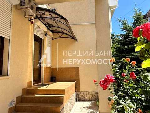 будинок за адресою Педагогічна вул., 25/52