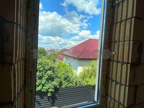 будинок за адресою Янтарна вул.