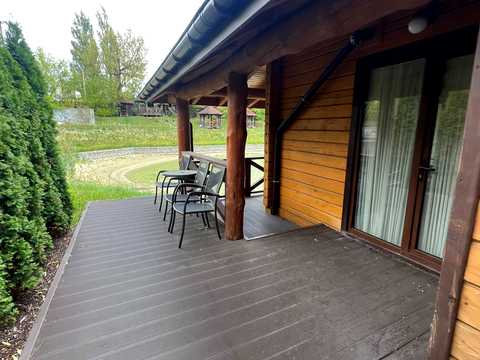 комерційна за адресою смт. Новий Яричів, Адама Міцкевича вул., 58