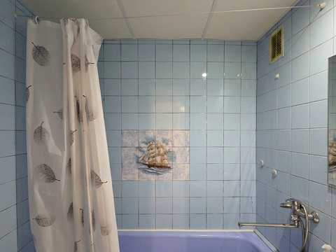 квартира за адресою Космодромна вул., 8
