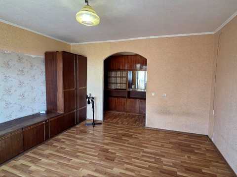 квартира за адресою Космодромна вул., 8