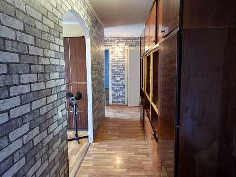 квартира за адресою Космодромна вул., 8