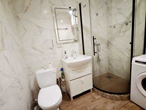 квартира за адресою Космонавтів просп., 77