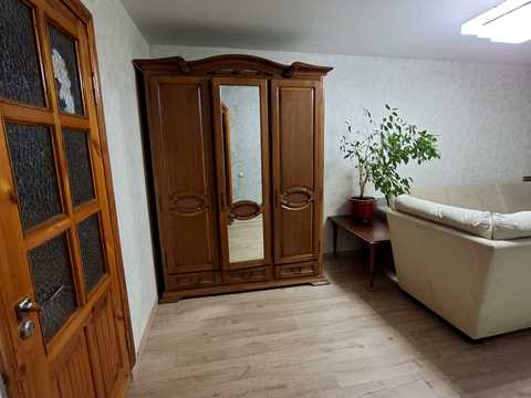 квартира за адресою Калинова вул., 64