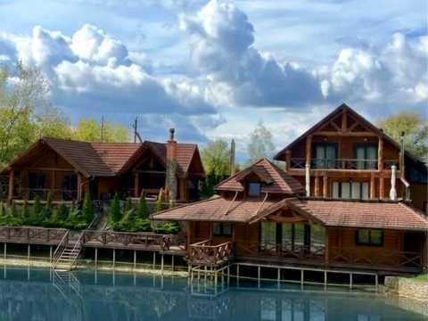 комерційна за адресою смт. Новий Яричів, Адама Міцкевича вул., 58