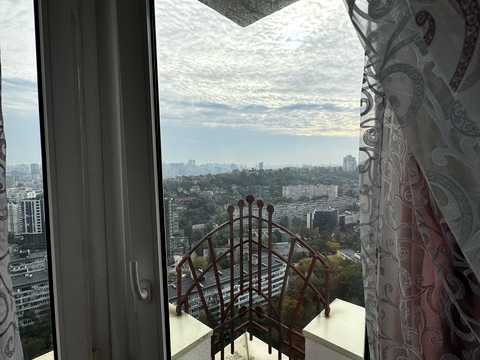 квартира за адресою Митрополита Василя Липківського вул. (Урицького), 18