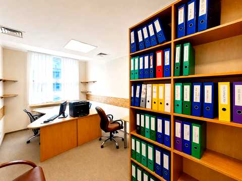 комерційна за адресою Фізкультури вул., 12