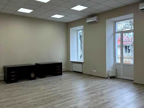 коммерческая по адресу Канатная ул., 4