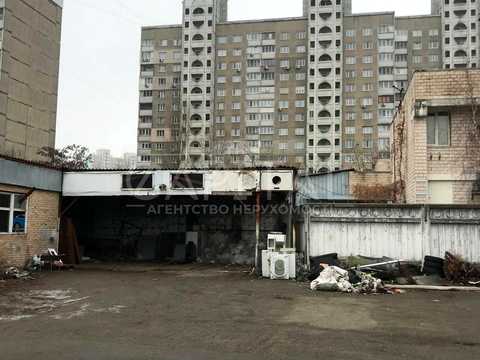 комерційна за адресою Западинська вул., 13