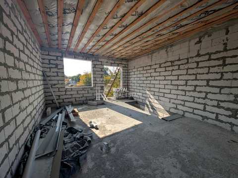 комерційна за адресою Академіка Білецького вул., 38