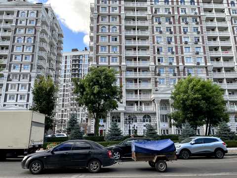 квартира за адресою Михайла Максимовича вул. (Онуфрія Трутенка), 28-Е