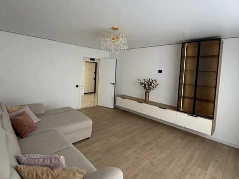 квартира за адресою Степана Бандери просп., 46