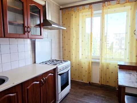 квартира за адресою Космодромна вул., 8