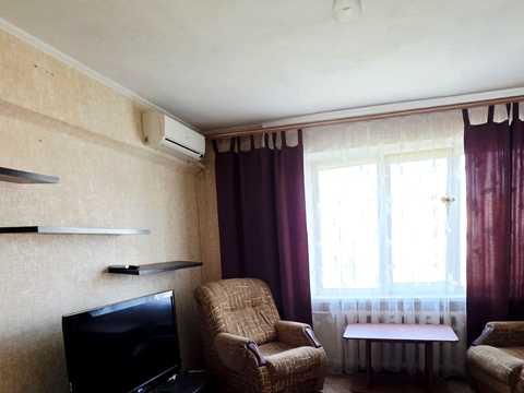 квартира за адресою Космодромна вул., 8