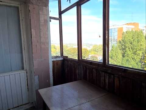 квартира за адресою Космодромна вул., 8