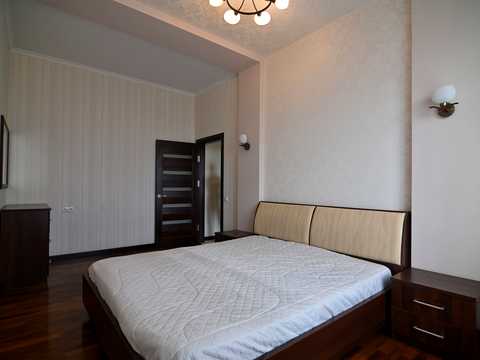квартира по адресу Гайдамацкая ул. (Марфи Струтинської), 2в