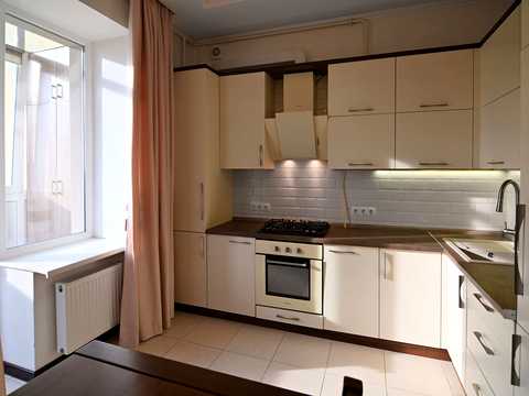 квартира по адресу Гайдамацкая ул. (Марфи Струтинської), 2в