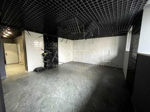 комерційна за адресою Лесі Українки бульв., 2-А