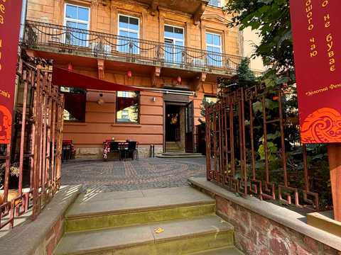 комерційна за адресою Львів, Михайла Грушевського вул., 8