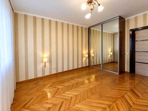квартира по адресу Озёрная ул., 22