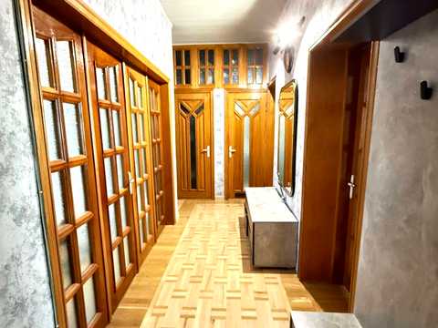 квартира по адресу Дмитрия Яворницкого просп. (Карла Маркса), 90