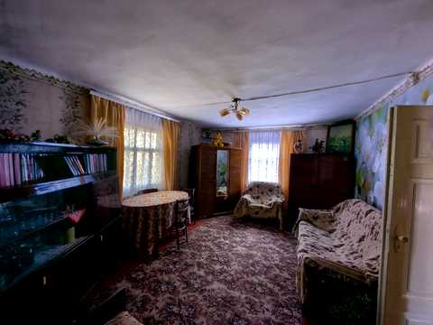 будинок за адресою с. Івачків, Центральна, 1