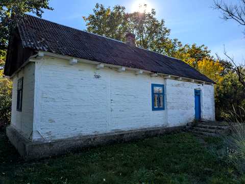 будинок за адресою с. Івачків, Центральна, 1
