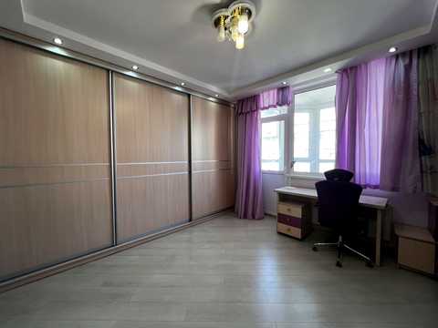 квартира за адресою Василя Симоненка вул., 5