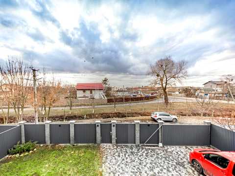 будинок за адресою Сергія Колоса вул. (Леніна), 105