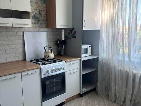 квартира за адресою Небесної Сотні просп. (Маршала Жукова), 10/3