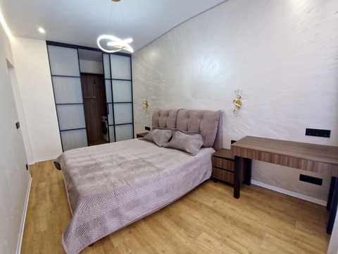 квартира за адресою Червоної Калини просп., 56