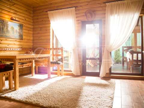 коммерческая по адресу Київська, 1