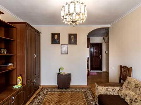 квартира за адресою Олександра Довженка вул., 9-А