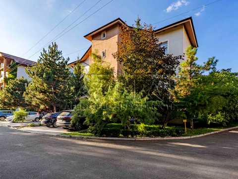 квартира по адресу Озерна ул., 10