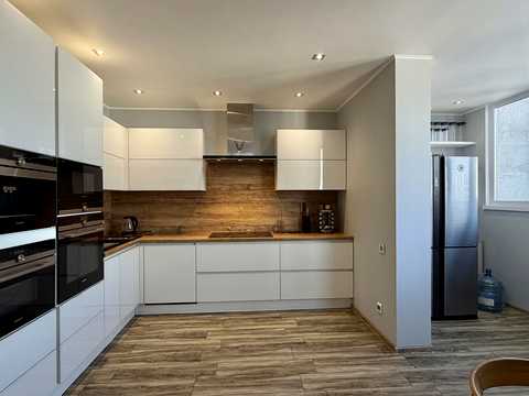 квартира за адресою Олени Пчілки вул., 8