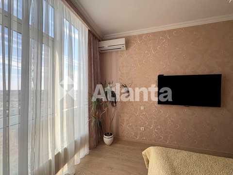 квартира за адресою Академіка Сахарова вул., 3-А