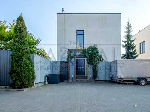 дом по адресу с. Новоселки, Фастівський район