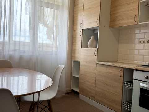 квартира за адресою Боголюбова вул., 33